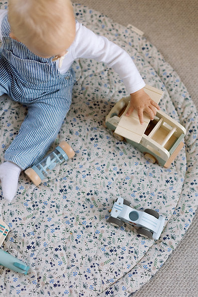 Ralphie Bear - Quilted Playmat - Wildflower