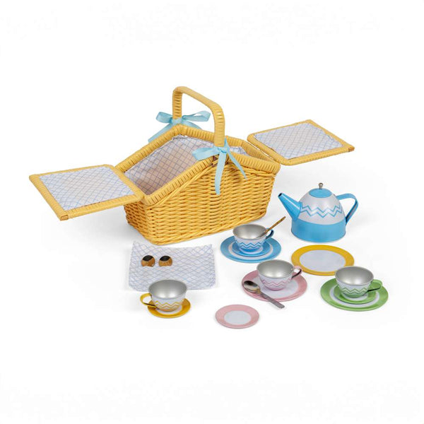 Picnic Set in Basket