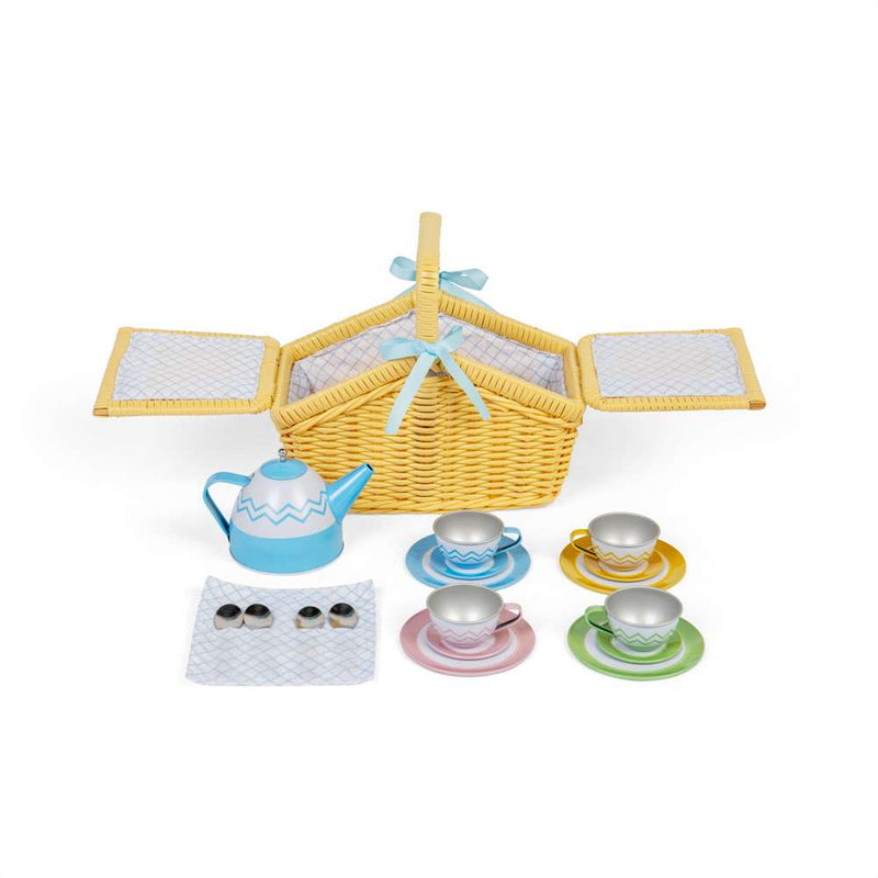 Picnic Set in Basket