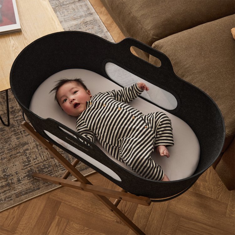 SnuzBaskit Graphite Moses Basket & Walnut Stand Set