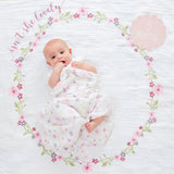 Lulujo - Single Cotton Swaddle & Cards Gift Set- Isn't She Lovely