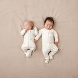 ergoPouch - Organic Layers Long Sleeve Babygrow Oatmeal - Mild 0.2 TOG