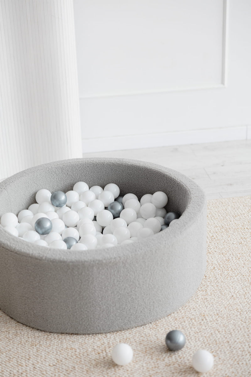 Monio - Grey Boucle Ball Pit + Balls (colour of your choice)