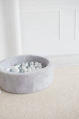 Monio - Plush Ball Pit + 200 Balls (colour of your choice) - Light Grey