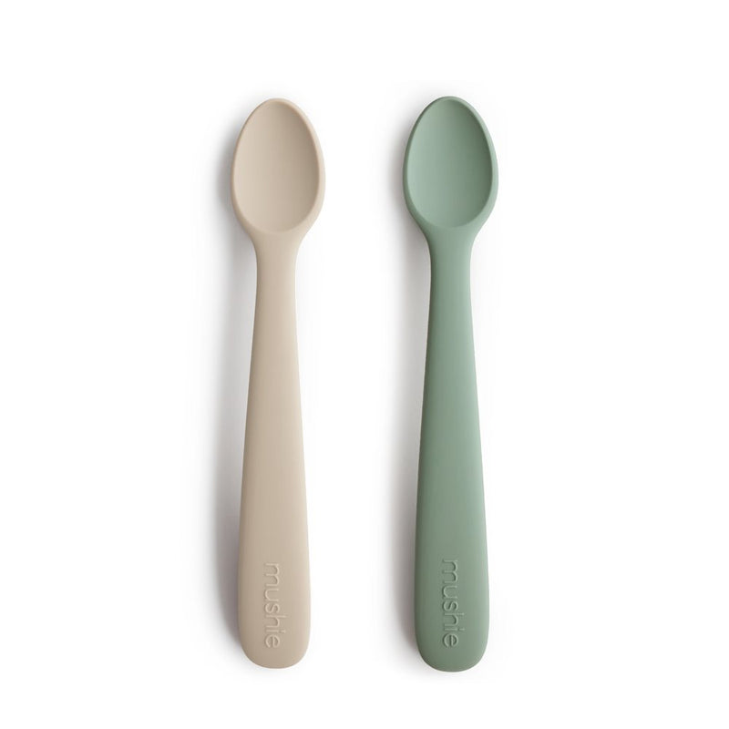 Mushie - Silicone Feeding Spoons 2-Pack - Cambridge Blue/Shifting Sands