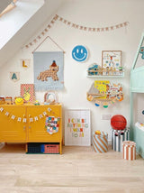 Autumns Corner - The Colour Pop Bookshelf