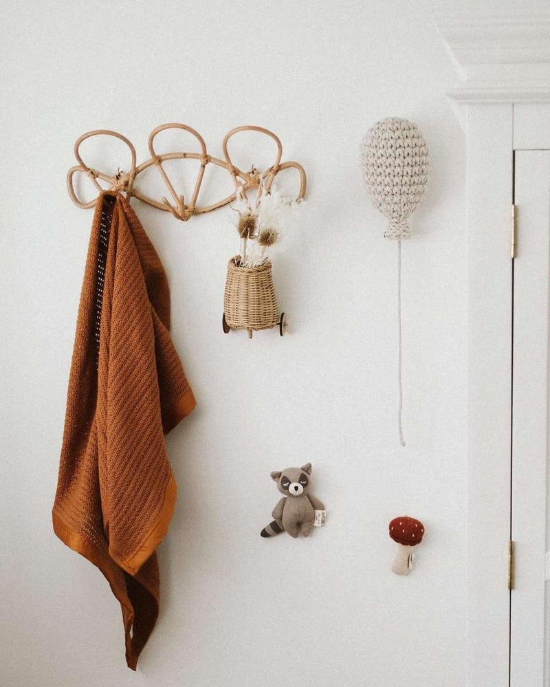 Crochet Balloon | OATMEAL