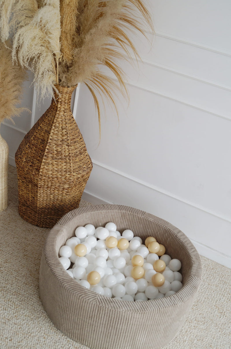 Monio - Beige Corduroy Ball Pit + Balls (colour of your choice)