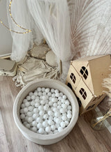 Monio Trinity Light Cream Ball Pit + 200 Balls (colour of your choice)