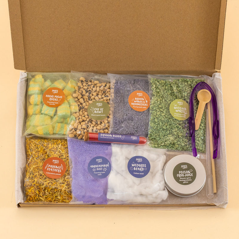 Magic By Post - Witches & Wizards Potion Kit