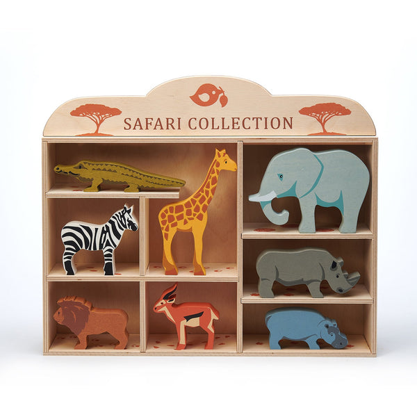 8 Safari Animals & Shelf