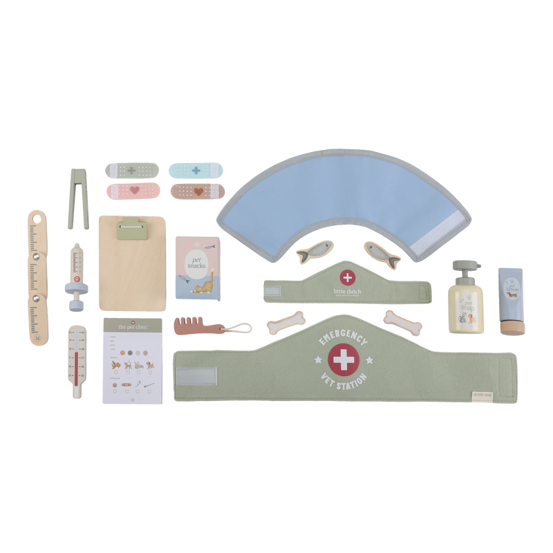 Little Dutch - Wooden Veterinary Practice