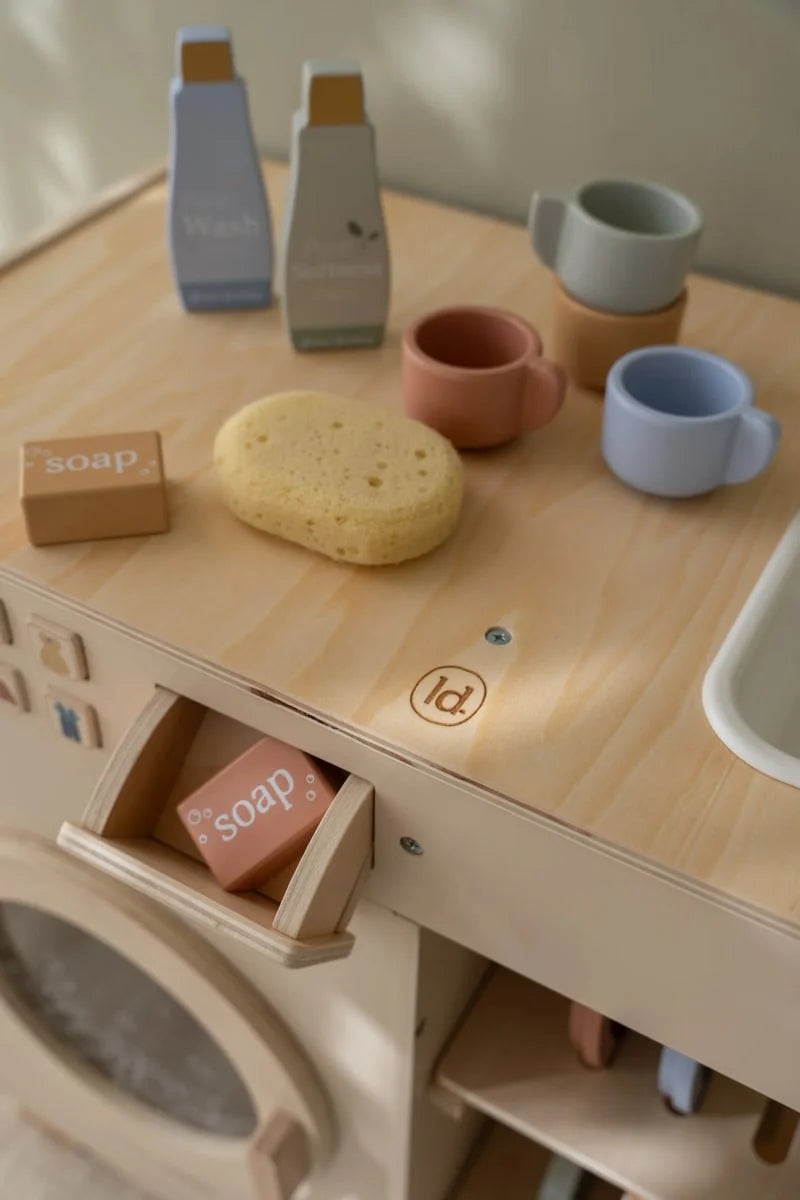 Little Dutch - Wooden Washing Machine