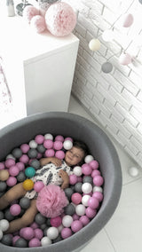 Ball Pit + 200 Balls (colour of your choice)