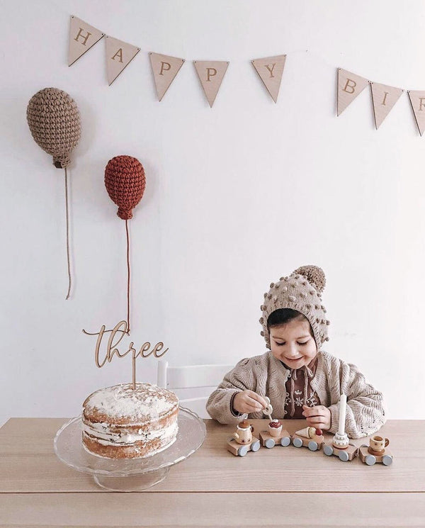 Crochet Balloon | MOCHA